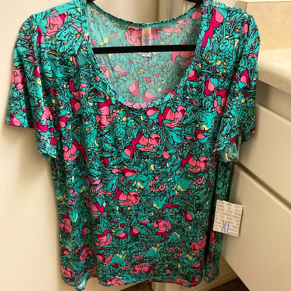 Lularoe Classic T